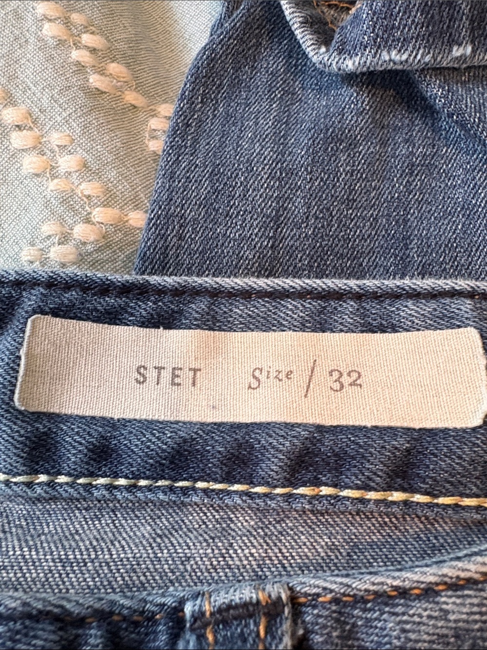 Pilcro and the Letterpress Stet straight leg jeans - Picture 3 of 10